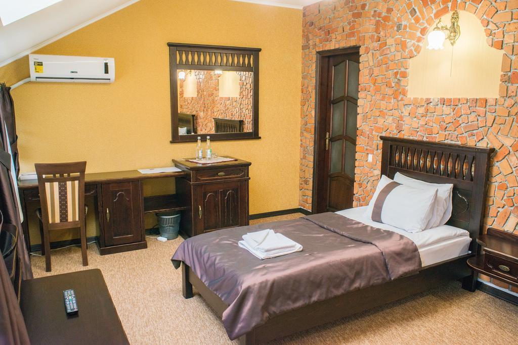 Hotel Sapsan Ternopil Zimmer foto